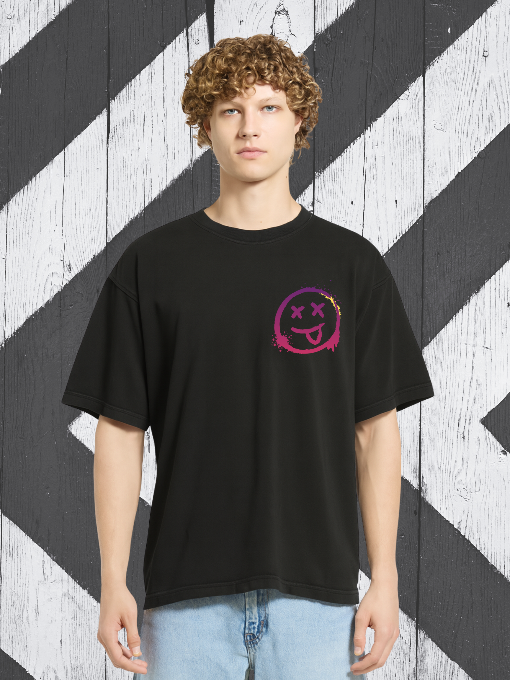 Trippy Smile Heavyweight Comfort Tee
